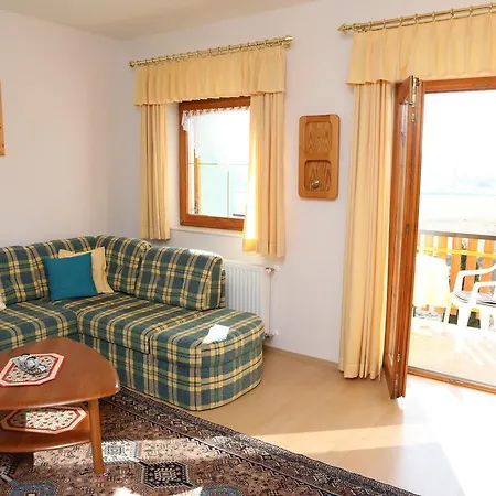 Apartment Apartman Irisz