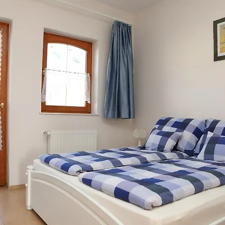 Apartman Irisz *
