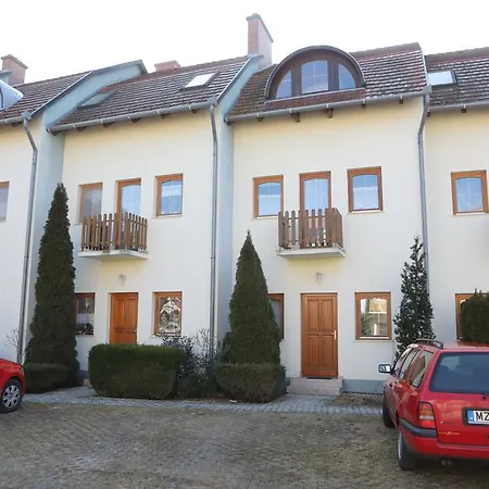 Apartman Apartman Irisz *